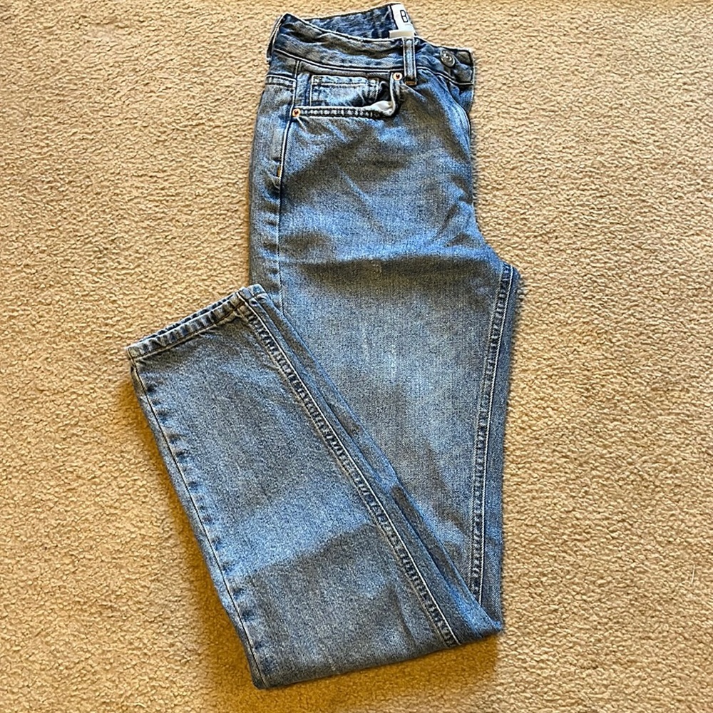 BDG Medium Wash Straight Leg Jean